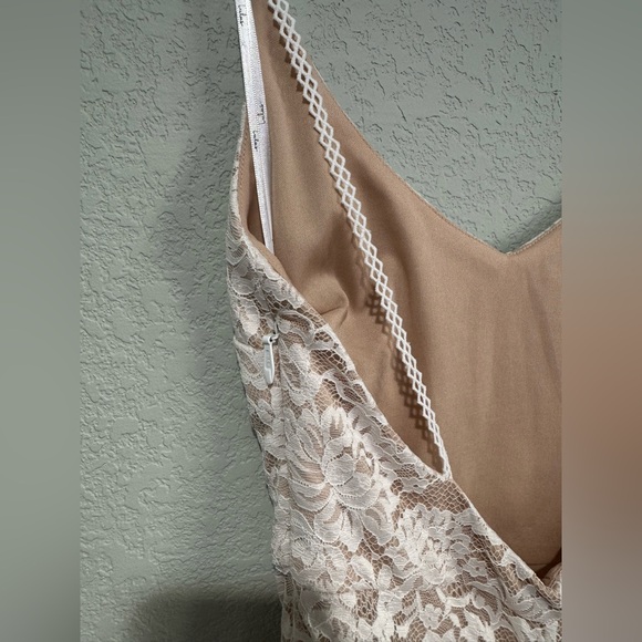 Full of Hope White Lace Sleeveless Mermaid Maxi Dress - Picture 13 of 16